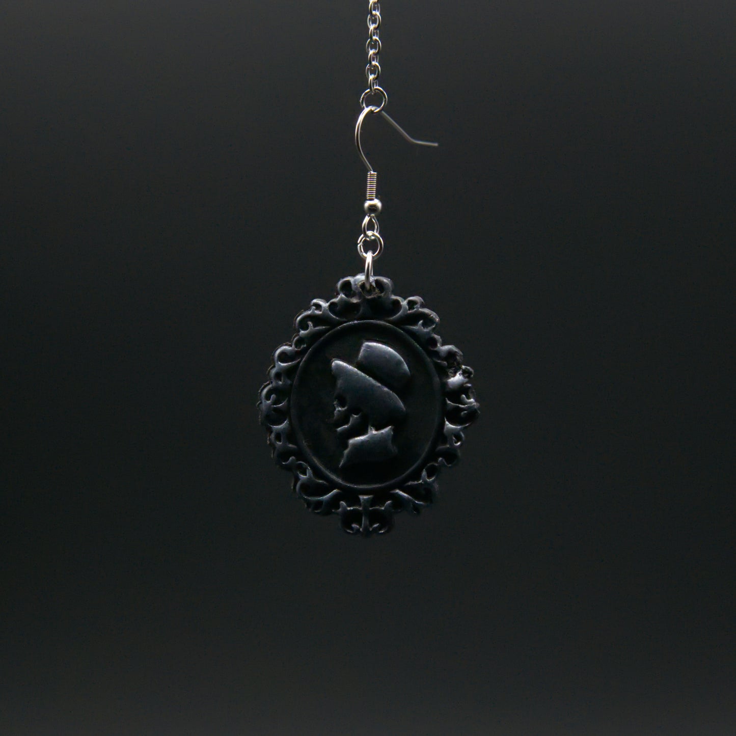 Cameo Skeleton Couple Earrings