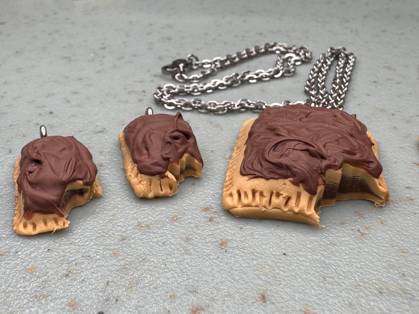 Toastee Tarts Jewelry Set