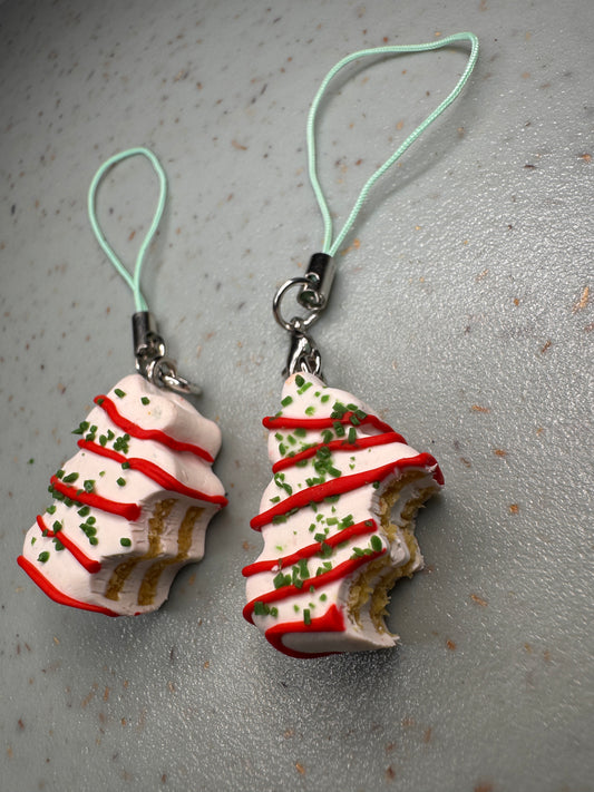 Cmas Tree Cake Keychain