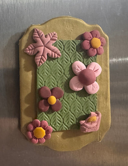 Golden Framed Flower Magnet