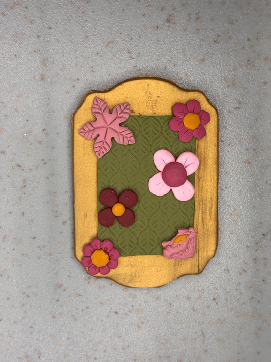 Golden Framed Flower Magnet