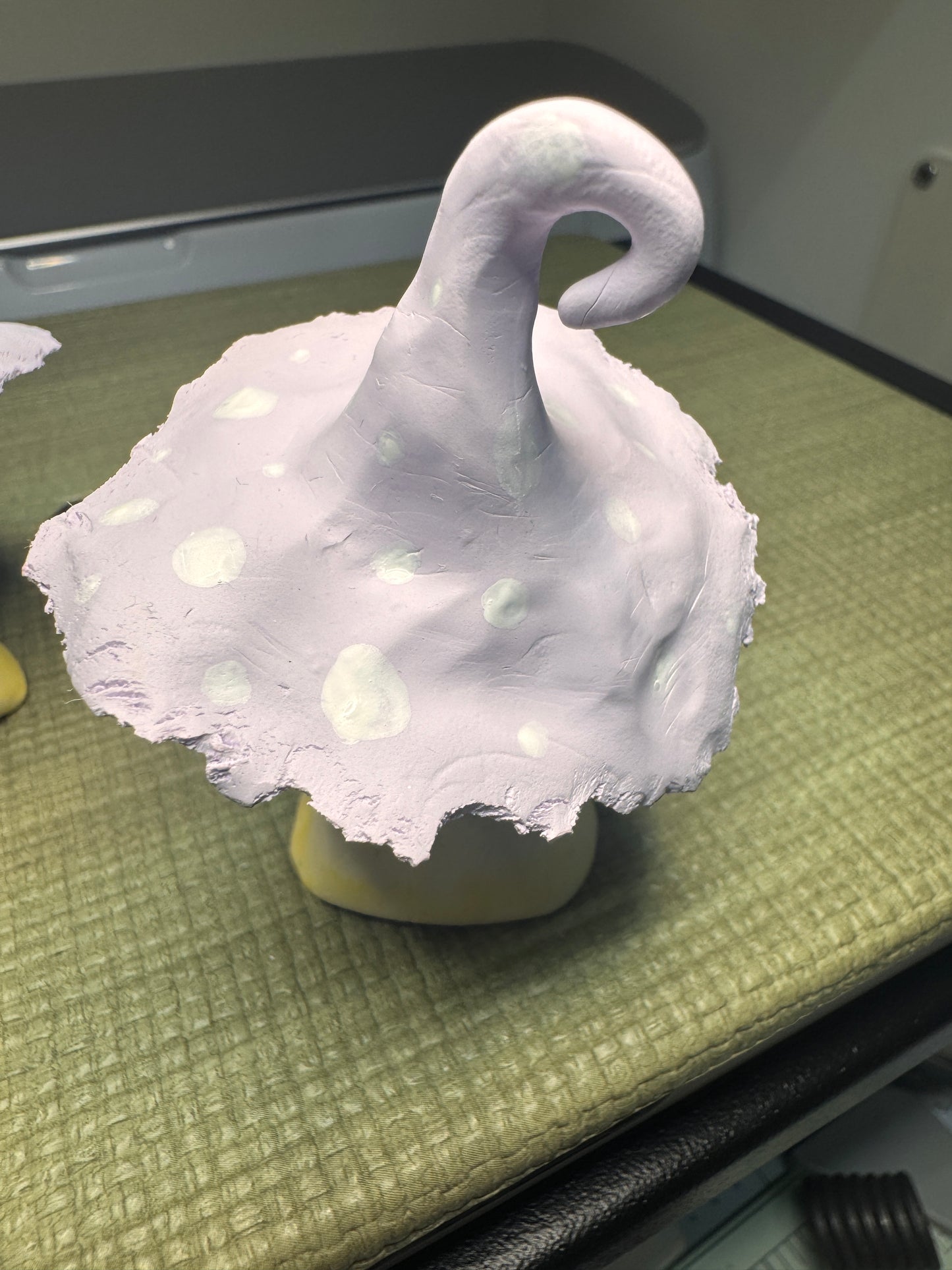 Mushroom Desk Ally